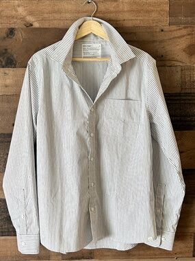 Ministry of Supply Women's AeroZero Classic Striped Shirt Size Medium NWOT